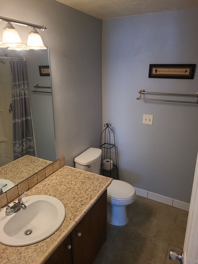Building Photo - 2916 Plumtree Dr