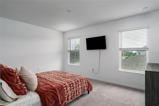 Building Photo - 1912 Swivel Ln