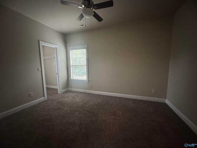 Building Photo - 101 Somerset Park Dr