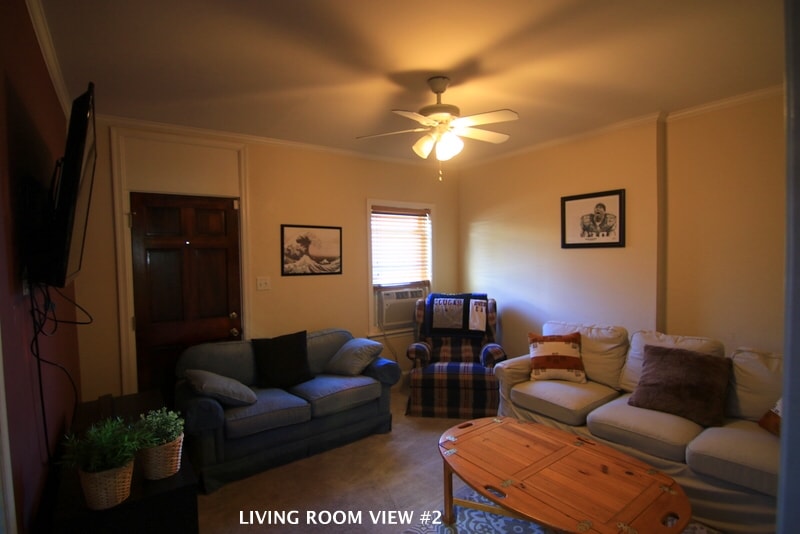 Building Photo - 309 E 6th Ave