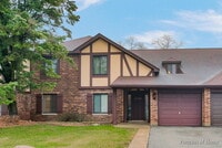 Building Photo - 1780 Gloucester Ct