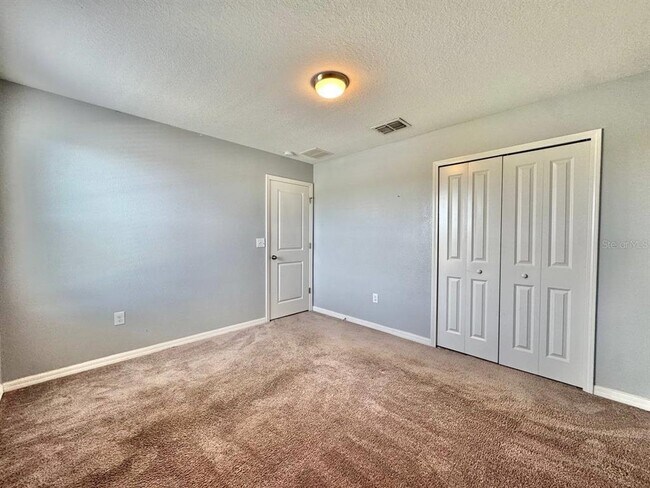 Building Photo - 6533 Trent Creek Dr