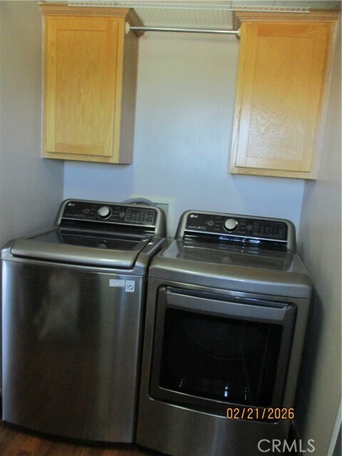 Building Photo - 34135 Cameron Dr