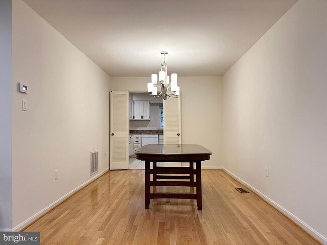 Building Photo - 7519 Heatherton Ln