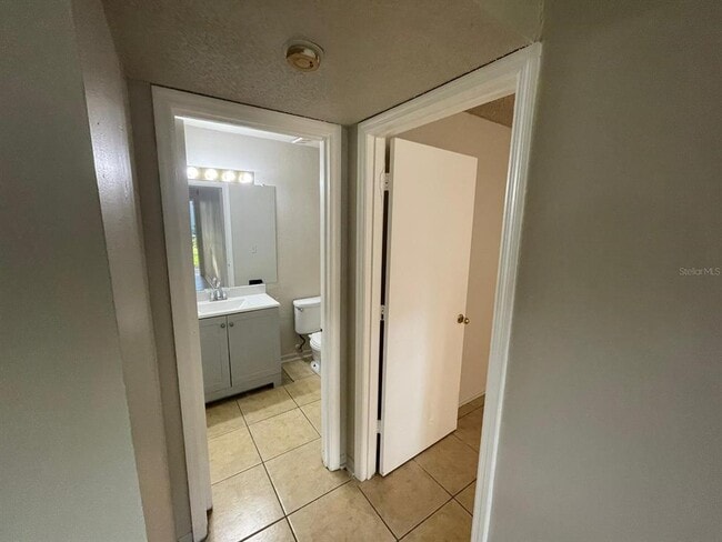 Building Photo - 6100 Westgate Dr