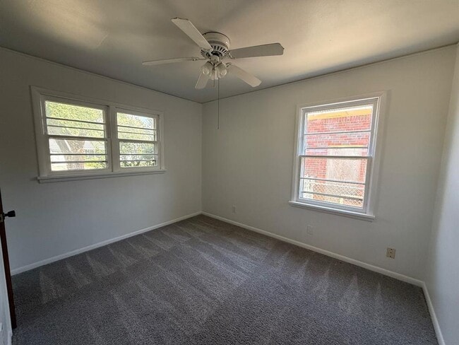 Building Photo - 3032 NW 67th St