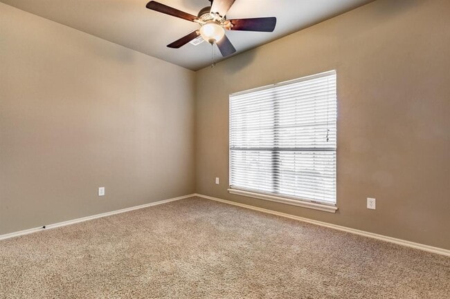 Building Photo - 1432 Glenolde Pl