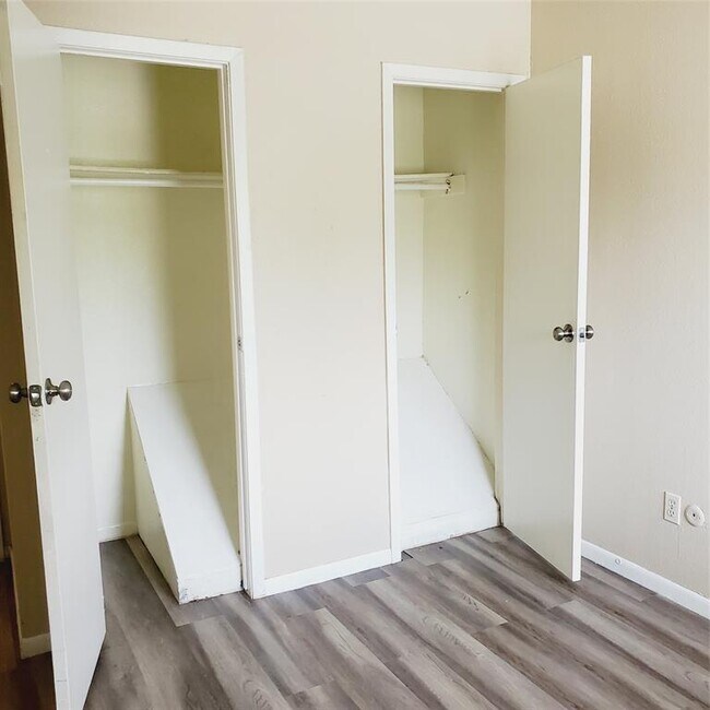 Building Photo - 12511 Ashford Meadow Dr