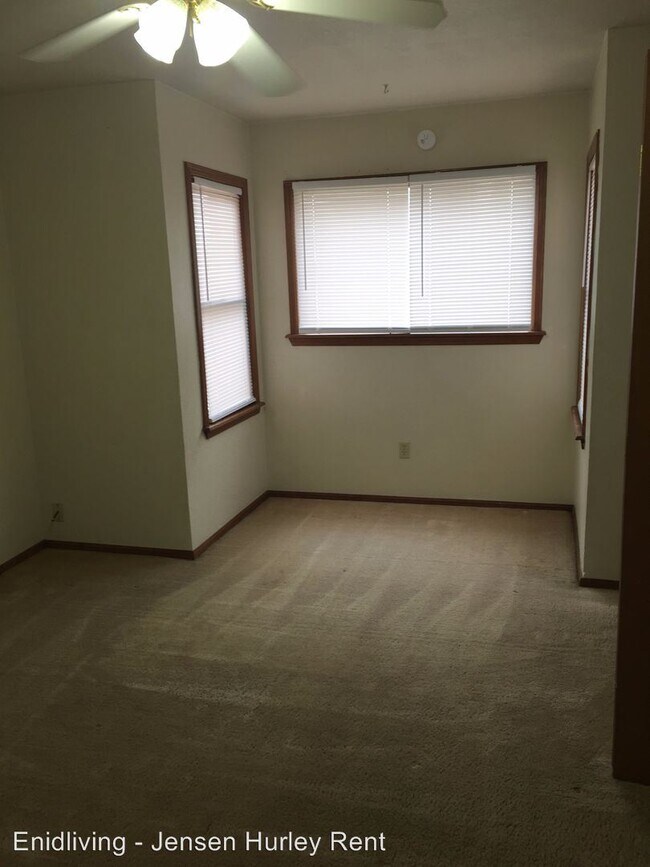 Building Photo - 1 br, 1 bath House - 1025 W. Maine