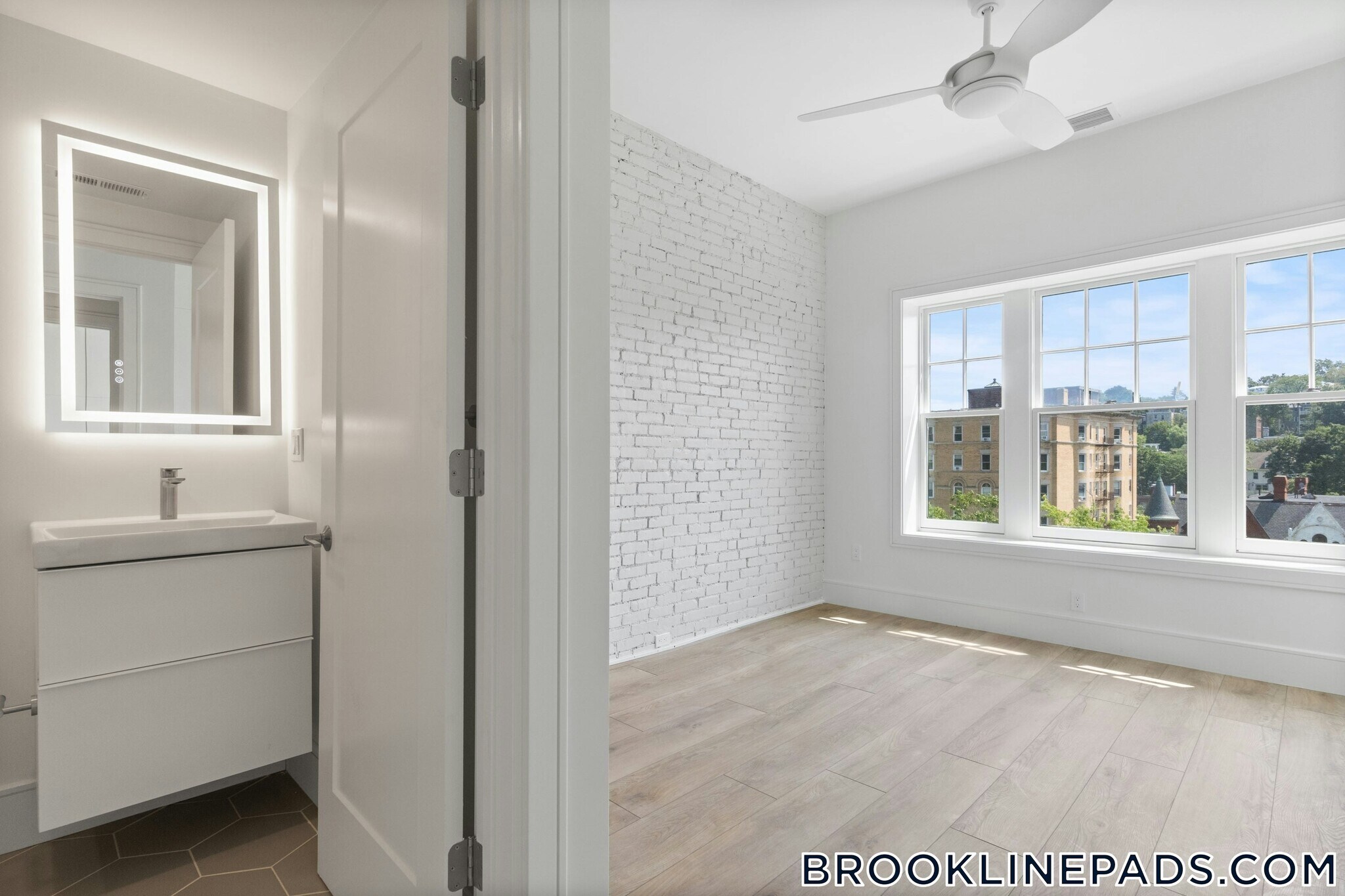 Building Photo - 1580 Beacon St