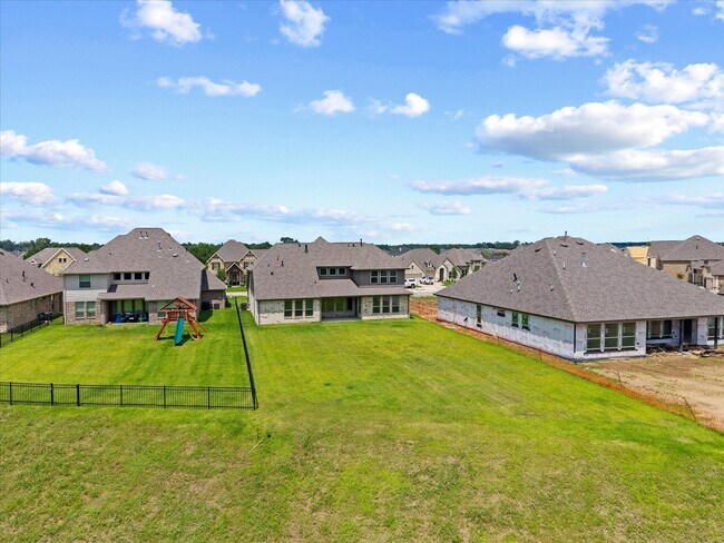 Building Photo - 262 Peninsula Pt Dr