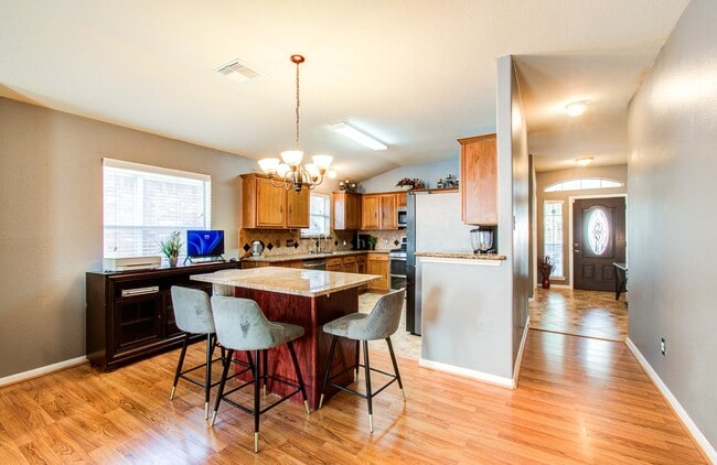 Building Photo - 19943 Black Pearl Ct