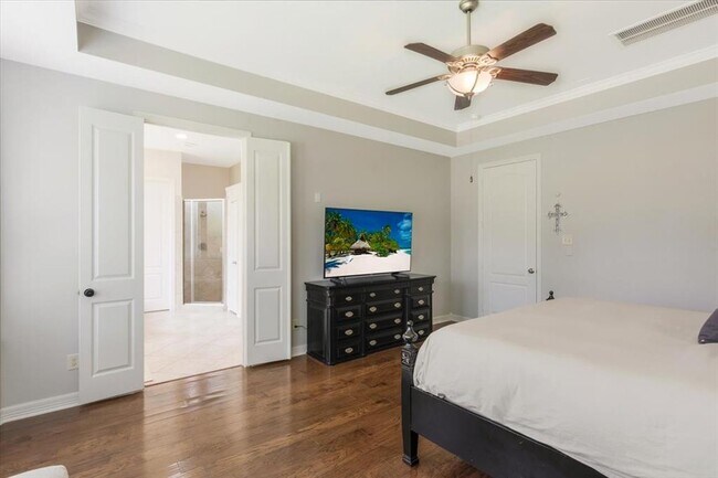 Building Photo - 18901 N Bee Cave Springs Cir