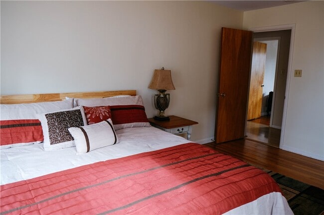 Building Photo - 1201 N Woolsey Ave