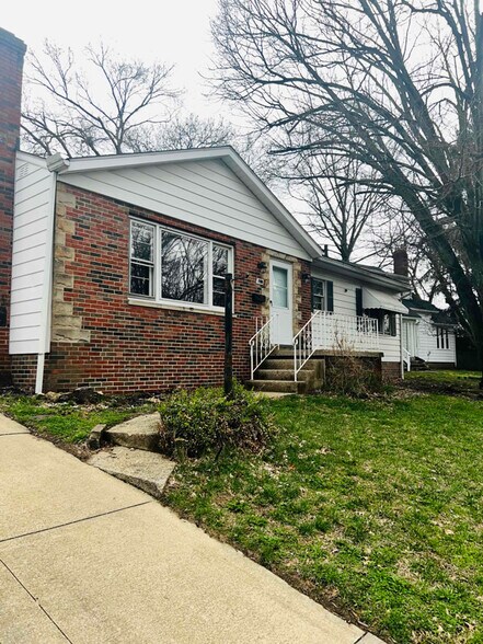 Primary Photo - 1760 Tonawanda Ave
