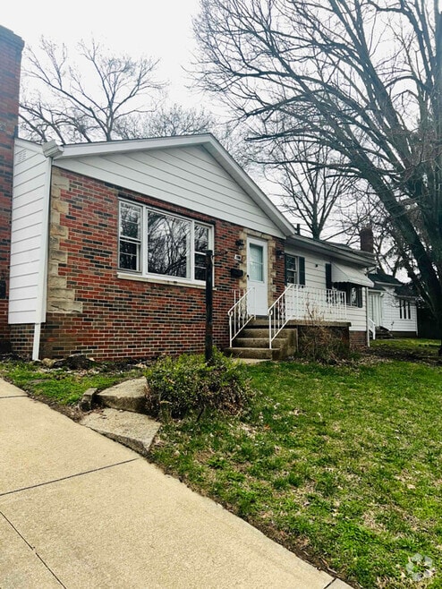 Building Photo - 1760 Tonawanda Ave