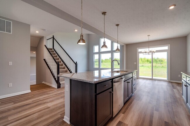 Building Photo - 1744 Ardennes Oak Dr