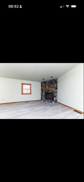 Building Photo - 130 Williamsburg Rd