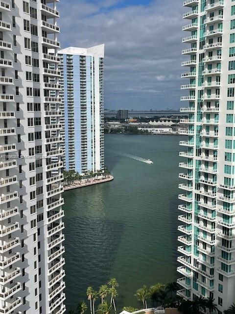 Building Photo - 801 Brickell Key Blvd