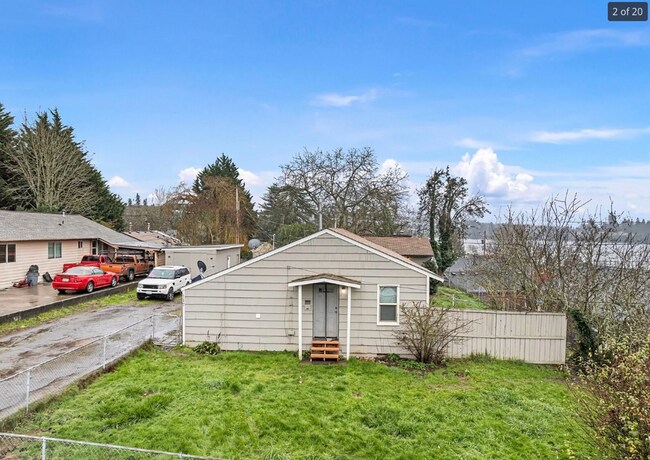 Building Photo - Sheridan duplex bremerton