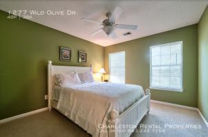 Building Photo - 1277 Wild Olive Dr