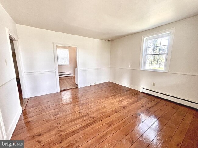 Building Photo - 970 Disston View Dr