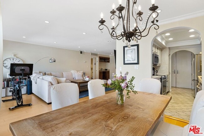 Building Photo - 11965 Gorham Ave