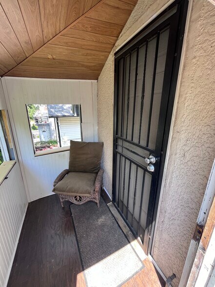 Upper unit porch - 1202 Buchanan St NE