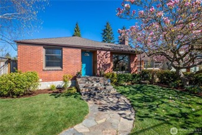 Building Photo - 5Bd/2Ba Seattle House