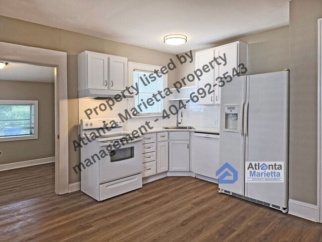 Building Photo - Charming Remodeled 3 Bedroom Ranch in the ...