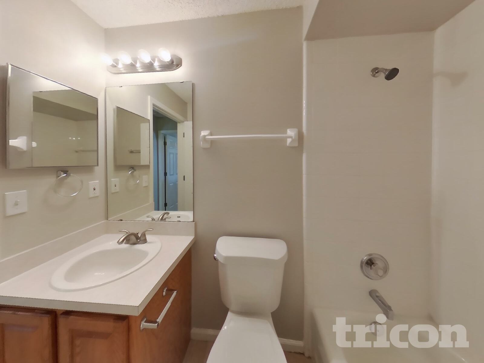 Building Photo - 2750 Archer St