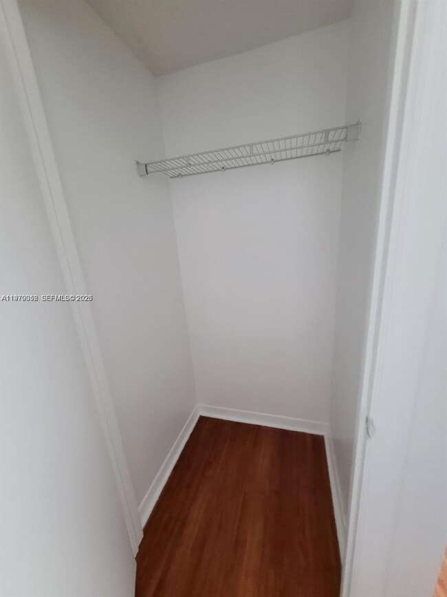 Building Photo - 500 Brickell Ave