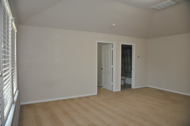 Building Photo - 6315 Denison Oaks Dr