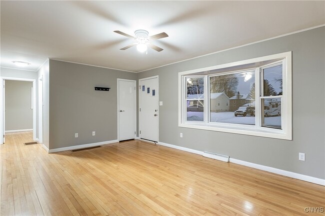 Building Photo - 4 1st St