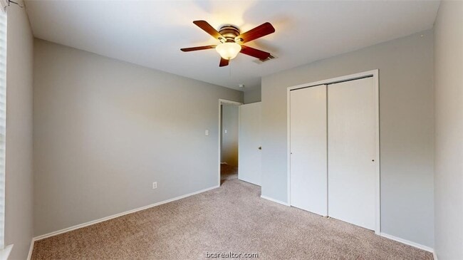 Building Photo - 15214 Meredith Ln