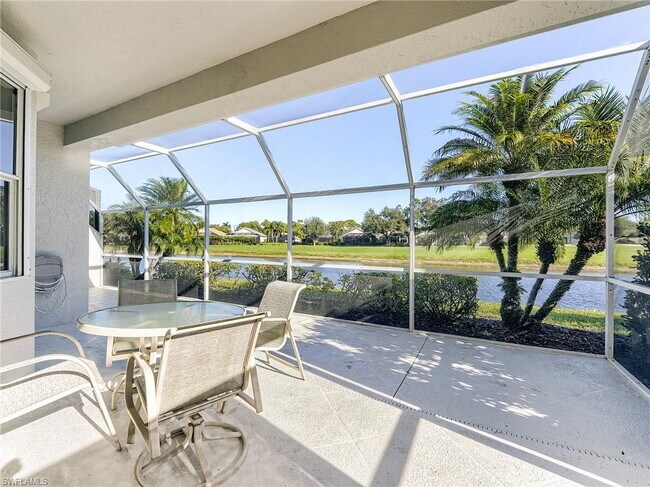 Building Photo - Turnkey 2-bedroom plus den villa, perfectly situated to capture stunning golf course and lake vie...