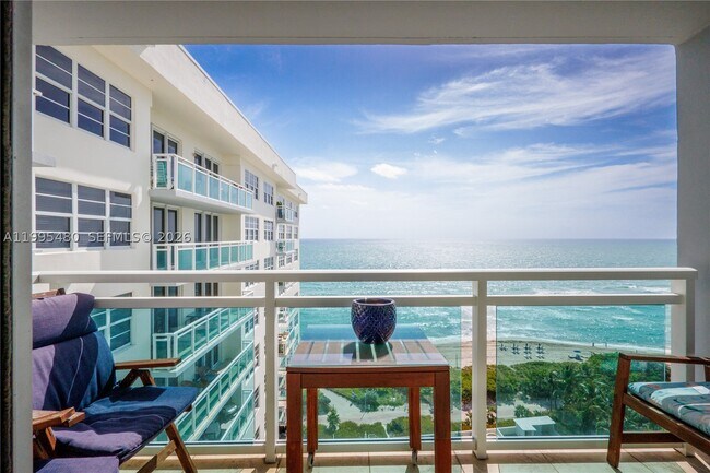 Building Photo - 6917 Collins Ave