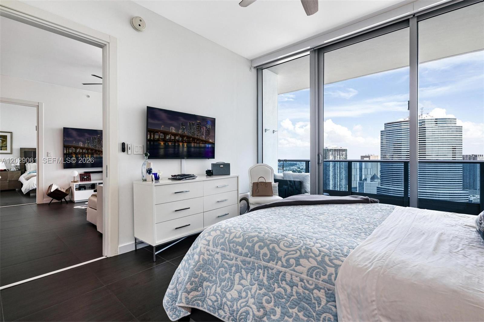 Building Photo - 200 Biscayne Boulevard Way
