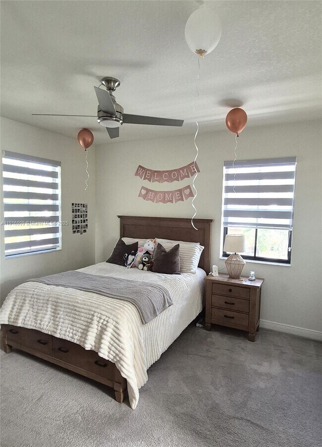 Building Photo - 8760 NW 102nd Ct