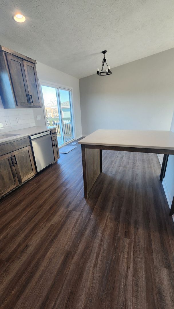 Building Photo - Brand New Construction - Popular Elkhorn Location!!