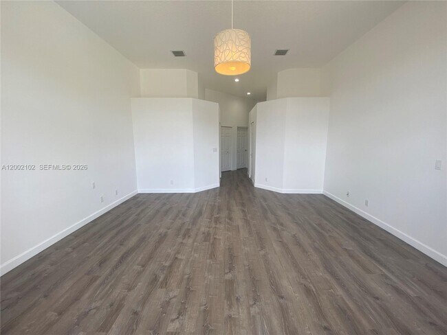 Building Photo - 2486 Bay Isle Dr