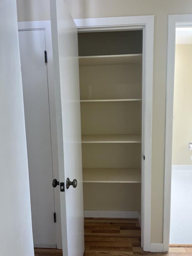 Building Photo - 265 Mastick Ave