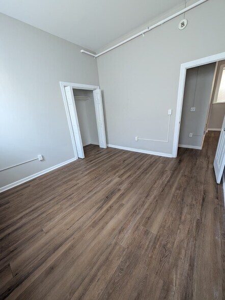 Building Photo - 81 Saltonstall Ave
