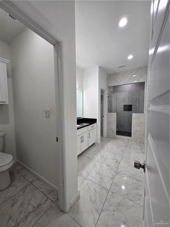 Building Photo - 14 W Woodson Dr