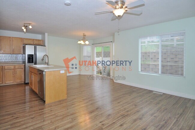Building Photo - 6698 Balfour Ln W