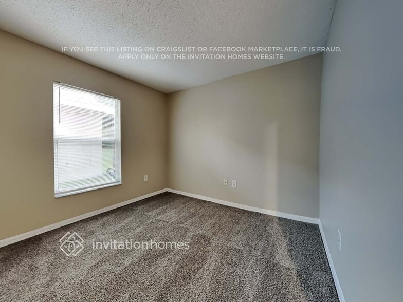 Building Photo - 2411 Cedarfield Ln