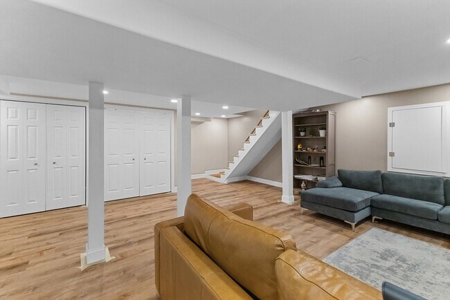 Building Photo - 284 S Quinsigamond Ave