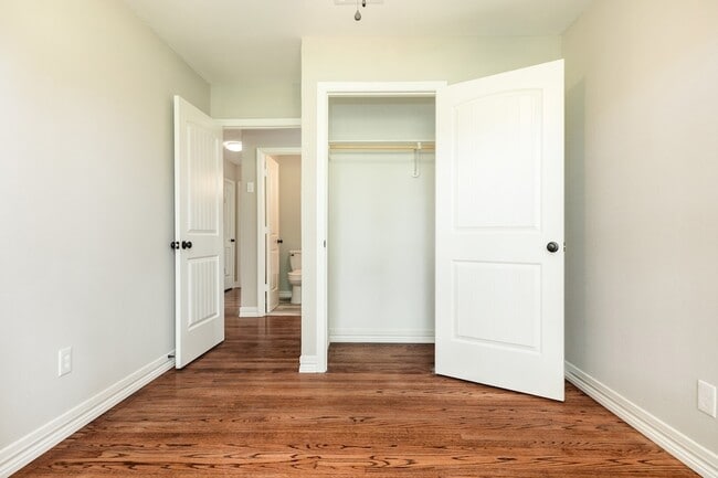 Building Photo - 1211 Kirsten St