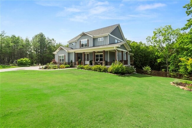 Building Photo - 175 STONELEDGE TRCE N