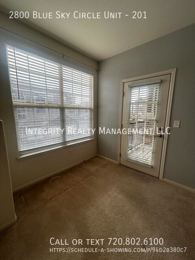 Building Photo - 2800 Blue Sky Cir